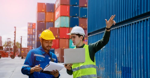 Logistics warehouse operations tracked via cloud systems